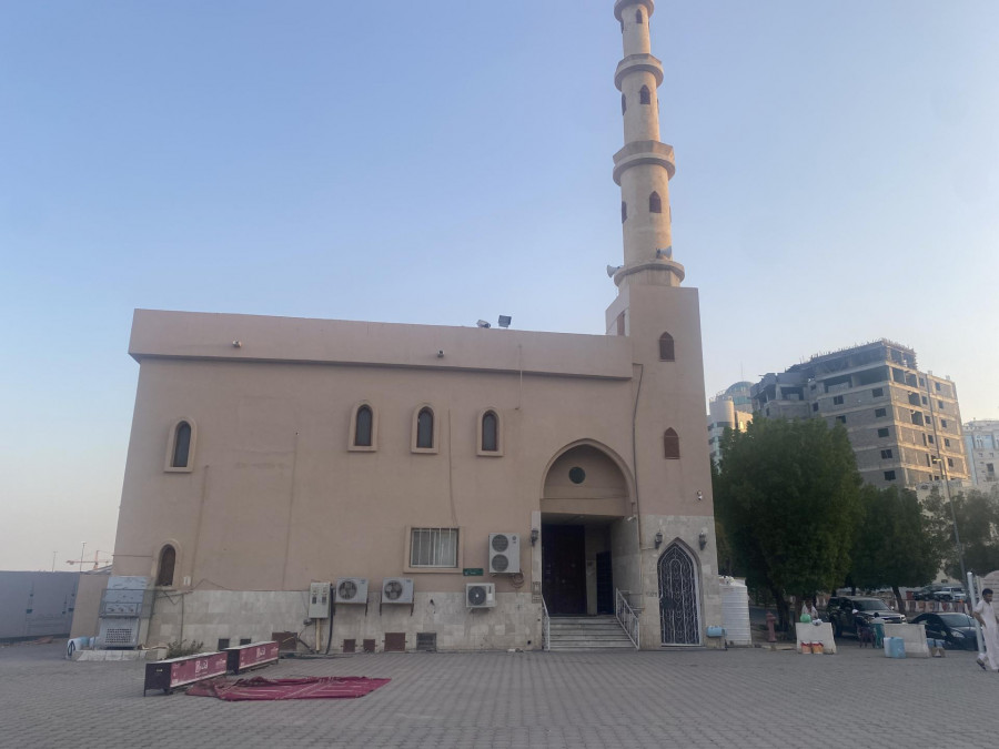 Masjid al-Sajdah (مسجد السجدة)